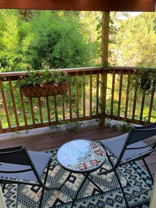 Avenue Of The Giants Caraway Cottage Miranda Экстерьер фото