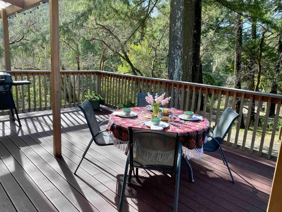 Avenue Of The Giants Caraway Cottage Miranda Экстерьер фото