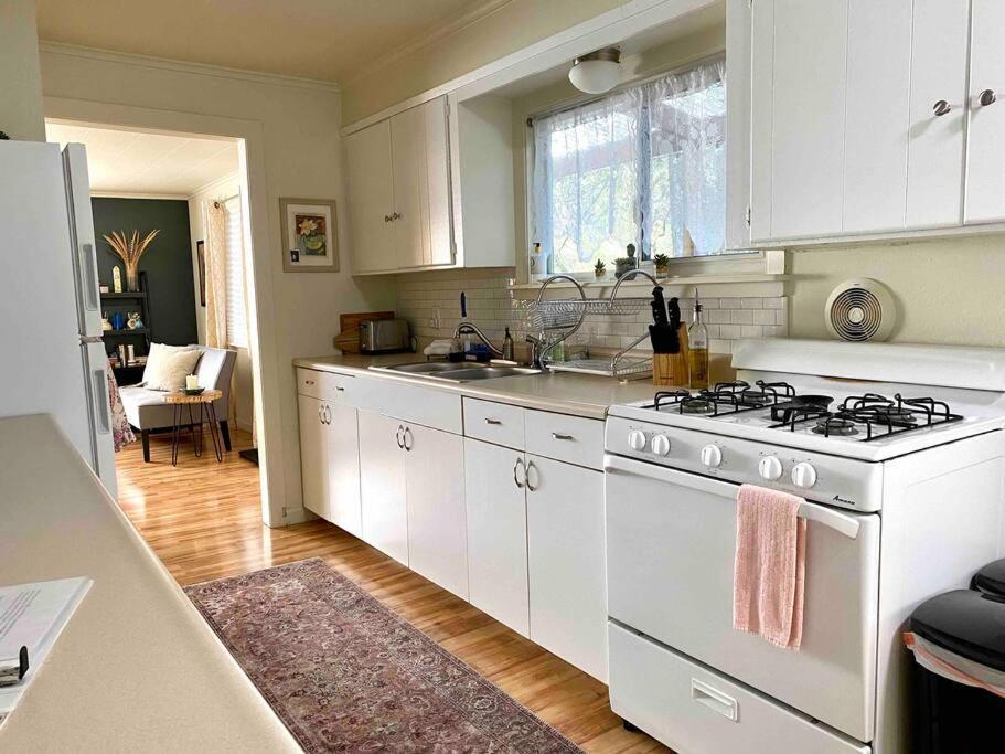 Avenue Of The Giants Caraway Cottage Miranda Экстерьер фото